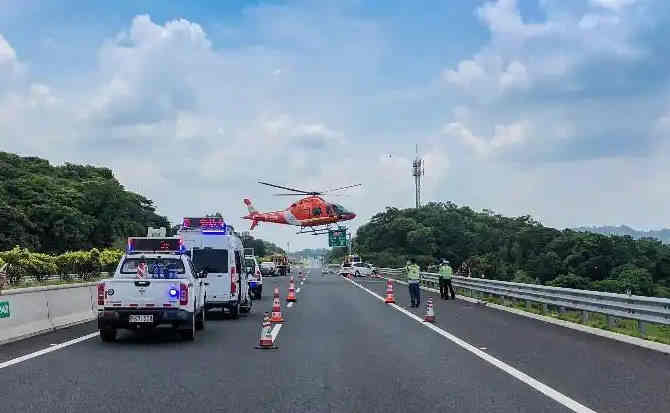 长城区高速公路汽车救援案例