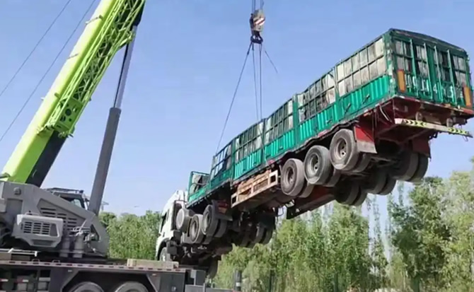长城区道路脱困救援案例